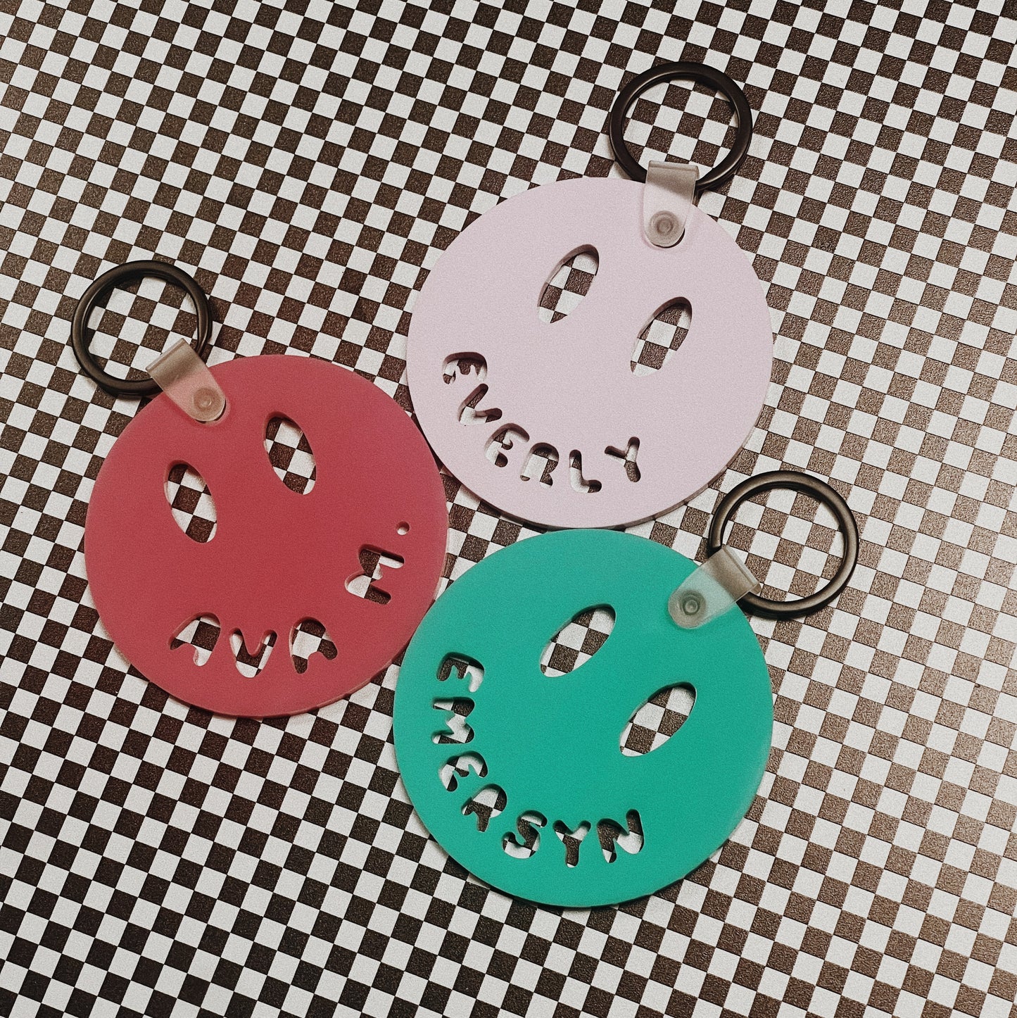 Personalized Retro Smiley Keychain