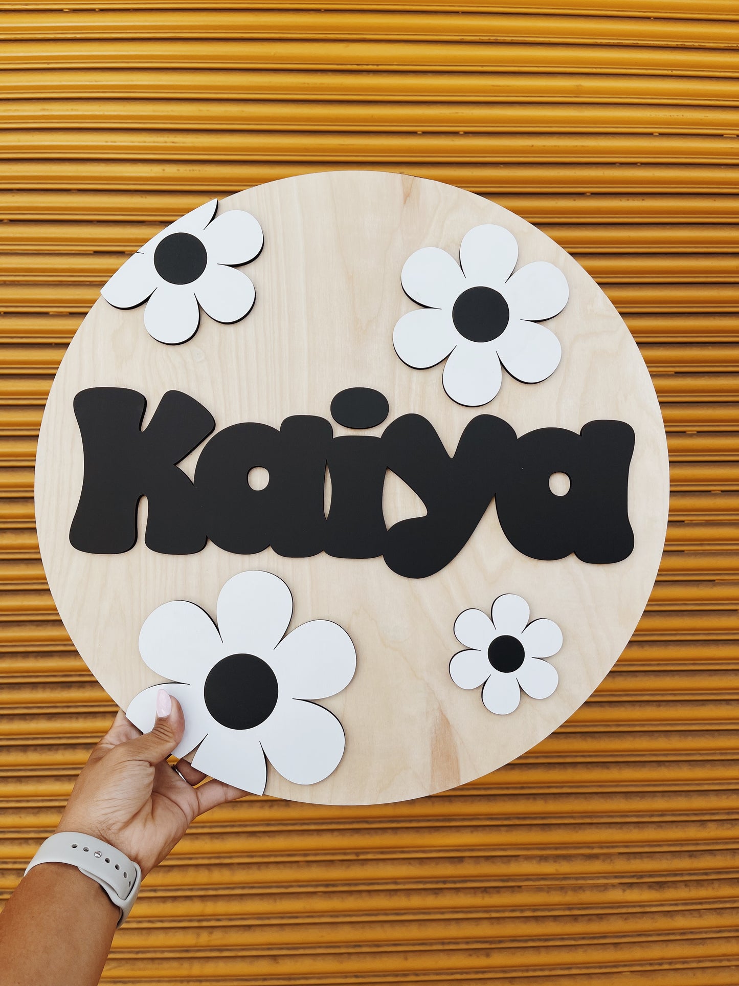 Personalized B+W Daisy Sign