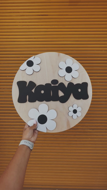 Personalized B+W Daisy Sign