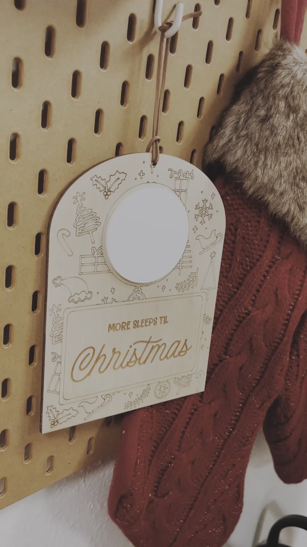 DIY Dry Erase Countdown til Christmas Sign | Wood